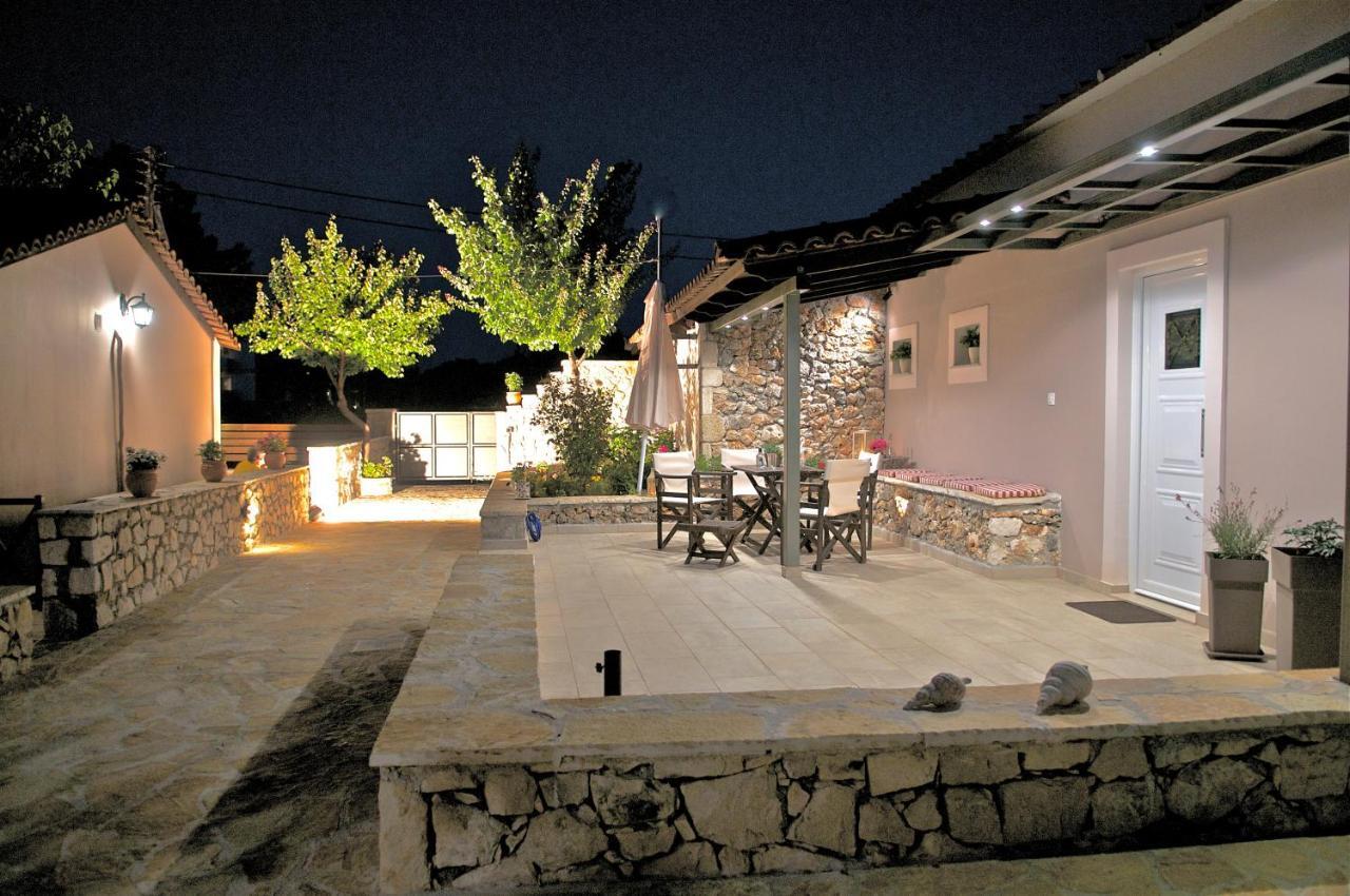 Domenica Apts I Laganas Luaran gambar